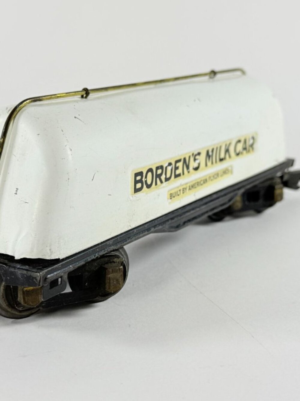 American Flyer O Gauge 412 Vintage Bordens Milk Car 1939-1940 - Picture 4 of 12